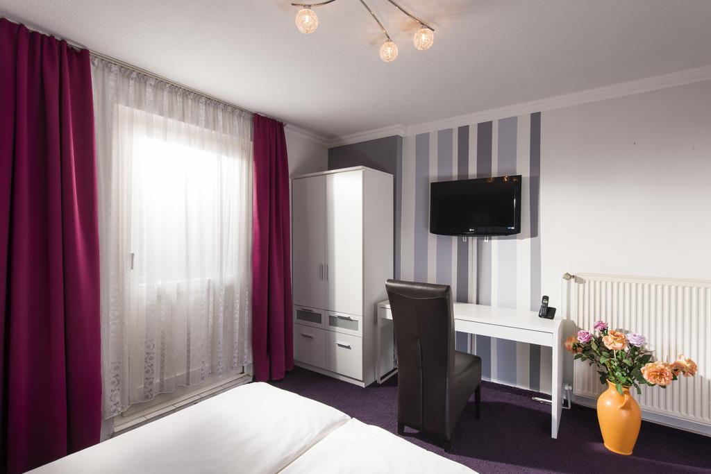 Hotel Buergerhof Colónia Quarto foto