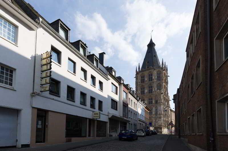 Hotel Buergerhof Colónia Exterior foto